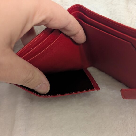 Authentic Valentino Garavani Embossed Bifold Wallet - Picture 11 of 16